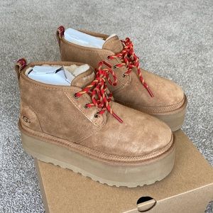 UGG W Neumel heritage platform